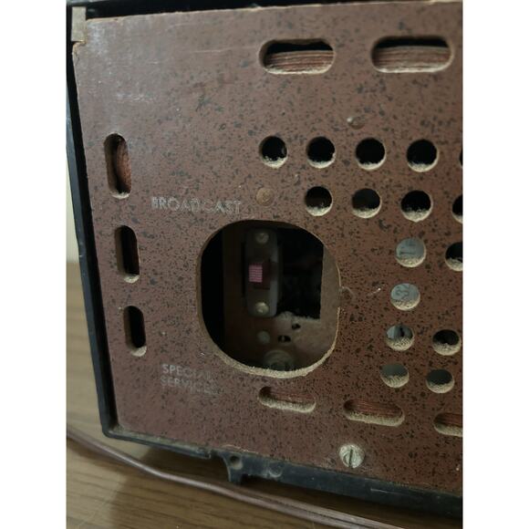 Vintage Philco Transitone Multiwave Electric Radio FOR PARTS OR REPAIR 53-565 - Picture 6 of 10